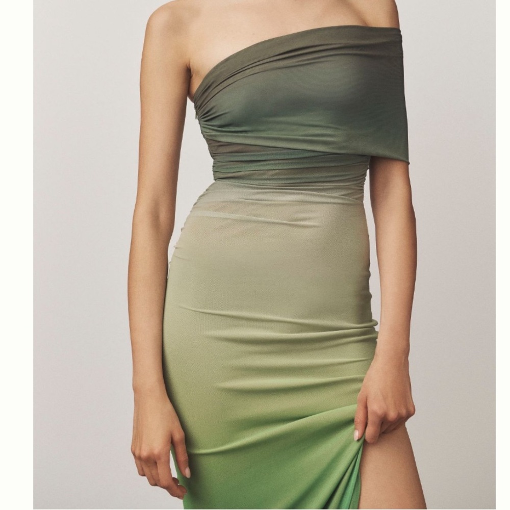 Anthropologie Olive to Forest Green Ombre Off-Shoulder Maxi Dress - Picture 6 of 8